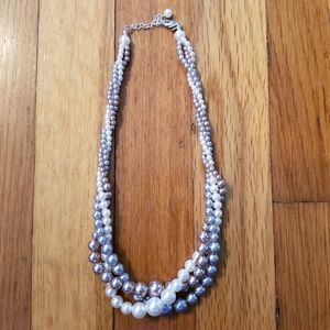 Faux Pearl Neckace